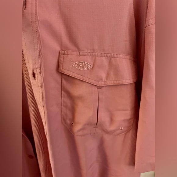 AFTCO Vented Pink Button Down Fishing Shirt, Size 2X - Picture 5 of 10